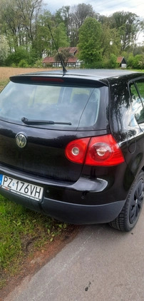 Volkswagen Golf cena 11000 przebieg: 360000, rok produkcji 2007 z Mrągowo małe 172